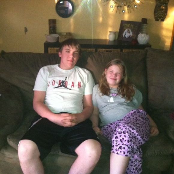 Meet your Posher, Tonya - Picture 1 of 1